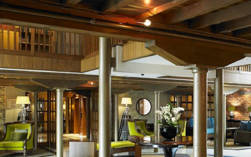 Marriott Victoria &